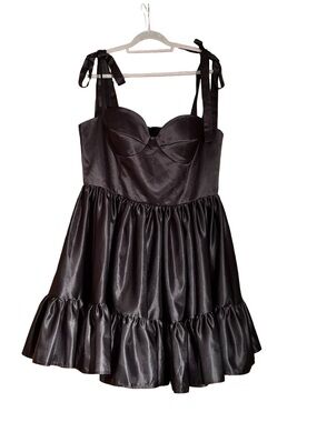 Stacees NWT A-Line Sweetheart Tie-Shoulder Satin Mini Dress in Black